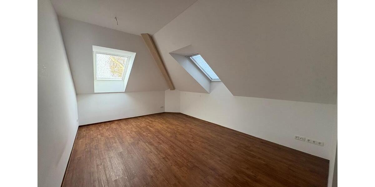 Etagenwohnung Auerbach/Vogtland Vogtland - 3 Zimmer, 102 m&sup2;, 750&euro; | Angebot:23844966