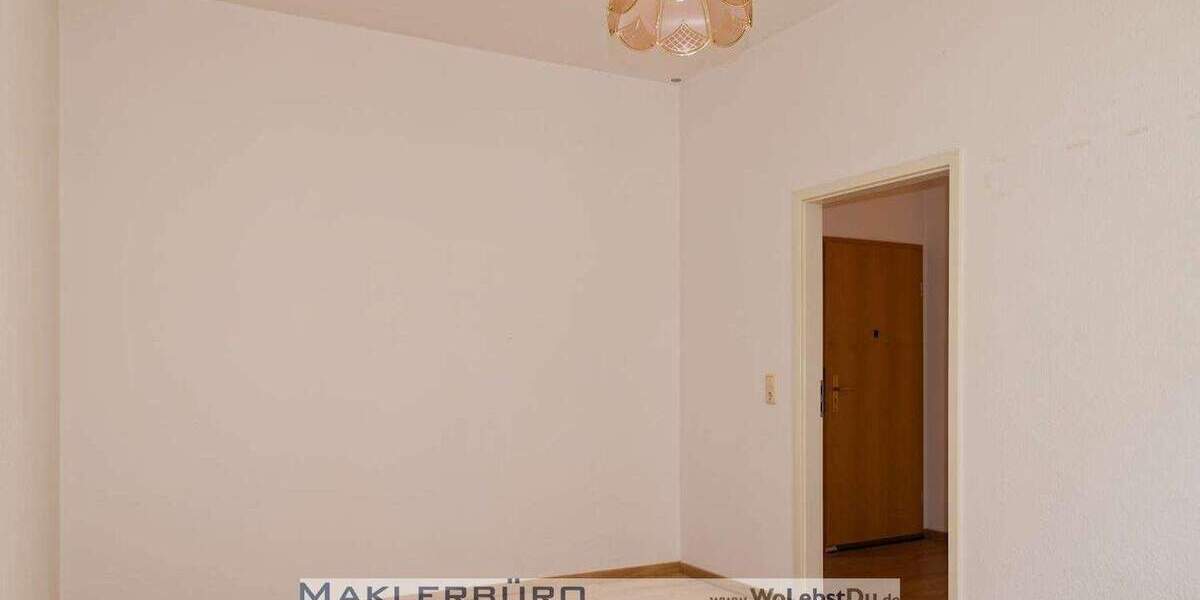 Etagenwohnung Greiz Irchwitz - 3 Zimmer, 77 m&sup2;, 382&euro; | Angebot:25666816