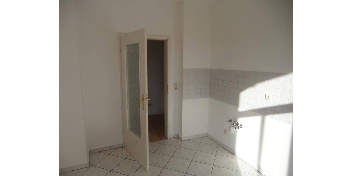 Etagenwohnung Zwickau Pölbitz - 2 Zimmer, 54 m&sup2;, 54.000&euro; | Angebot:25747126
