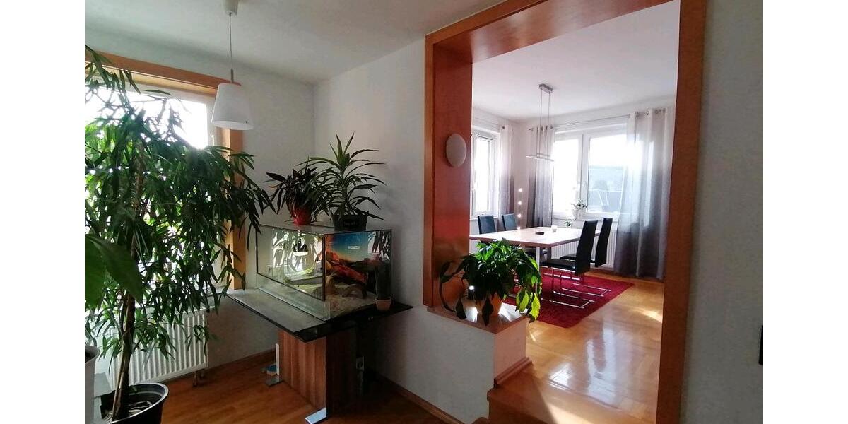 Mehrfamilienhaus, Wohnhaus Ellefeld - 19 Zimmer, 300 m&sup2;, 117.500&euro; | Angebot:26802707