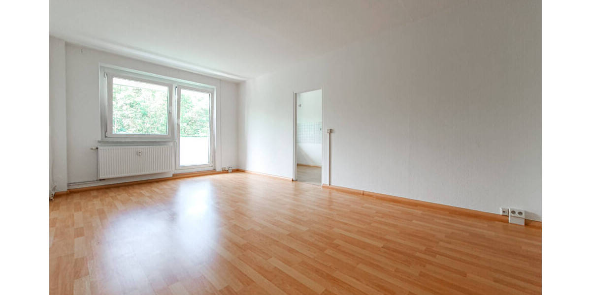 Etagenwohnung Zwickau Eckersbach - 3 Zimmer, 71 m&sup2;, 426&euro; | Angebot:25668559