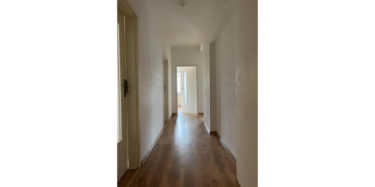 Etagenwohnung Zwickau Zwickau-Nord - 3 Zimmer, 76 m&sup2;, 400&euro; | Angebot:25869652