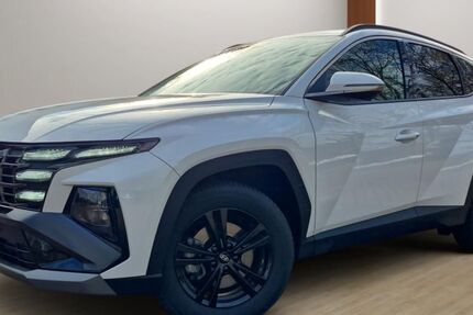 Hyundai TUCSON 9.000 km 31.990 &euro; Schneeberg 08289