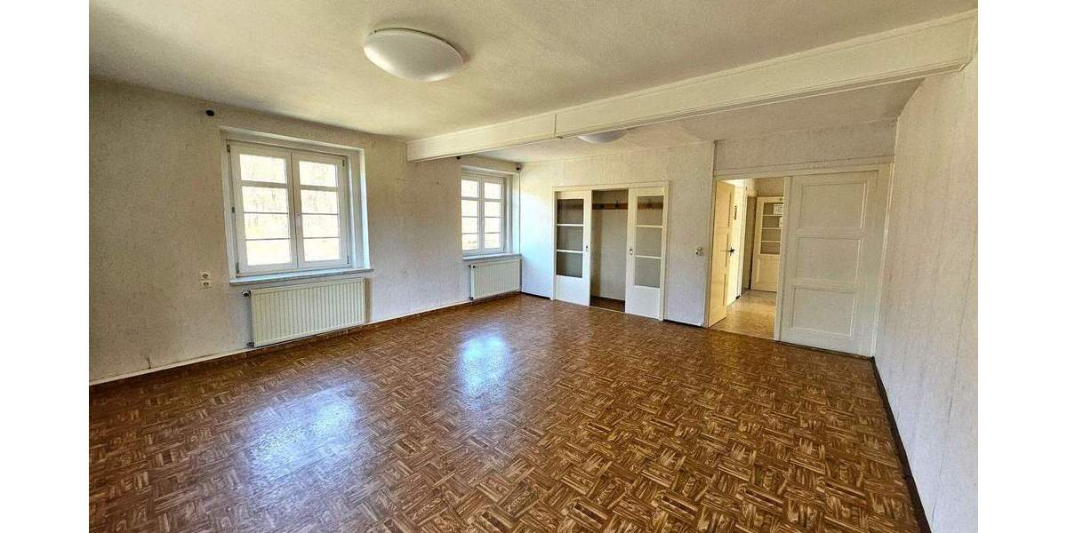 Mehrfamilienhaus, Wohnhaus Lichtenstein - 1 Zimmer, 470 m&sup2;, 109.000&euro; | Angebot:25670165