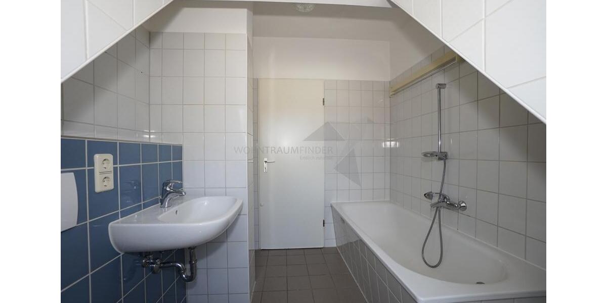 Dachgeschoßwohnung Zwickau Zwickau-West - 2 Zimmer, 58 m&sup2;, 399&euro; | Angebot:25306544