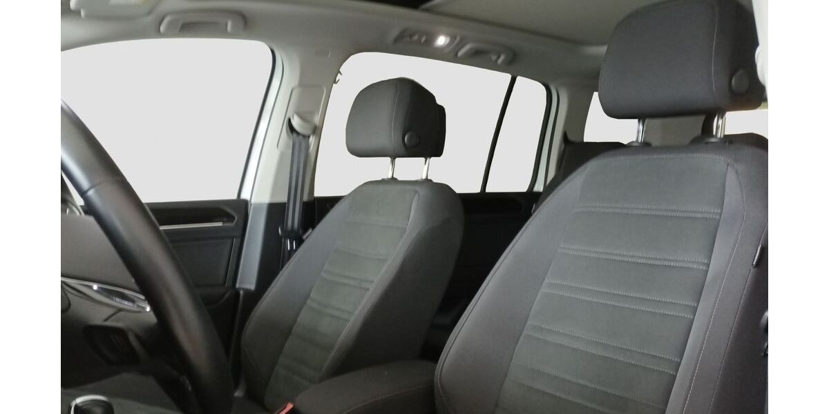 VW Touran 59.625 km 32.780 &euro; Falkenstein 08223