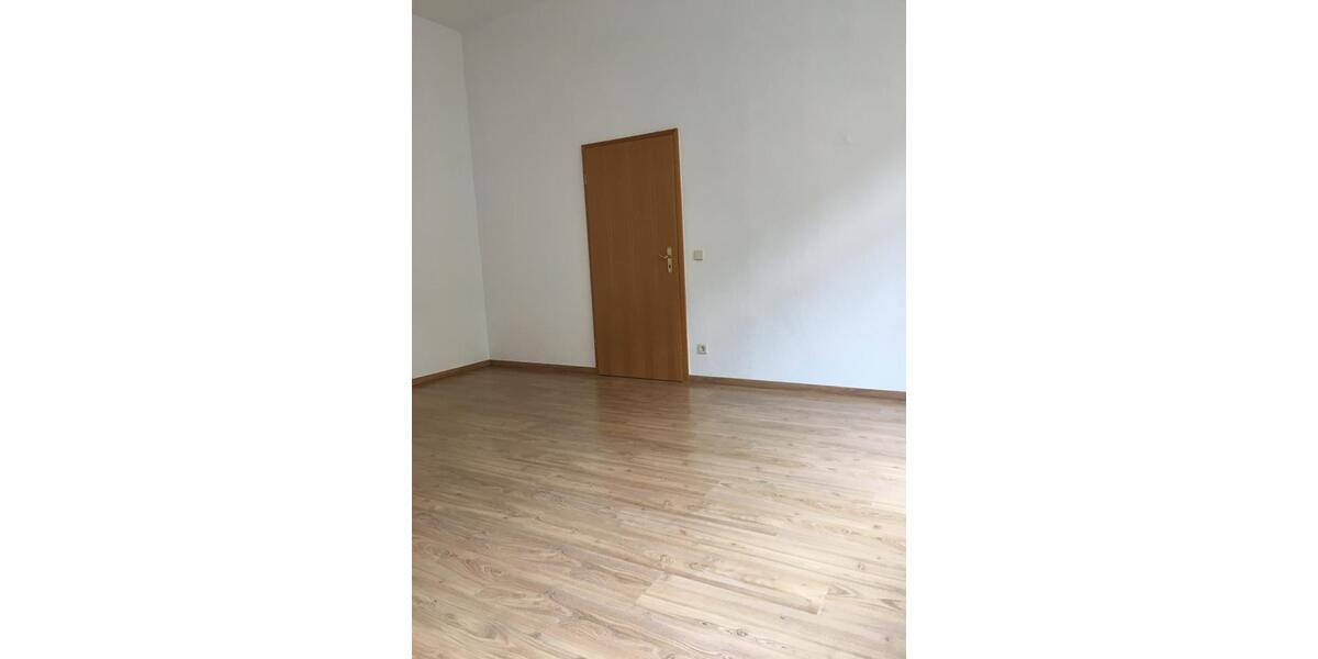 Etagenwohnung Zwickau Zwickau-West - 2 Zimmer, 64 m&sup2;, 540&euro; | Angebot:24981267