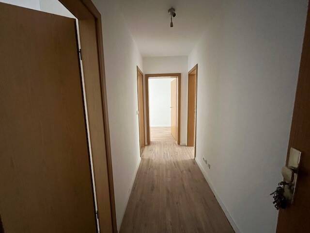 Etagenwohnung Zwickau Marienthal - 2 Zimmer, 42 m&sup2;, 260&euro; | Angebot:26700101