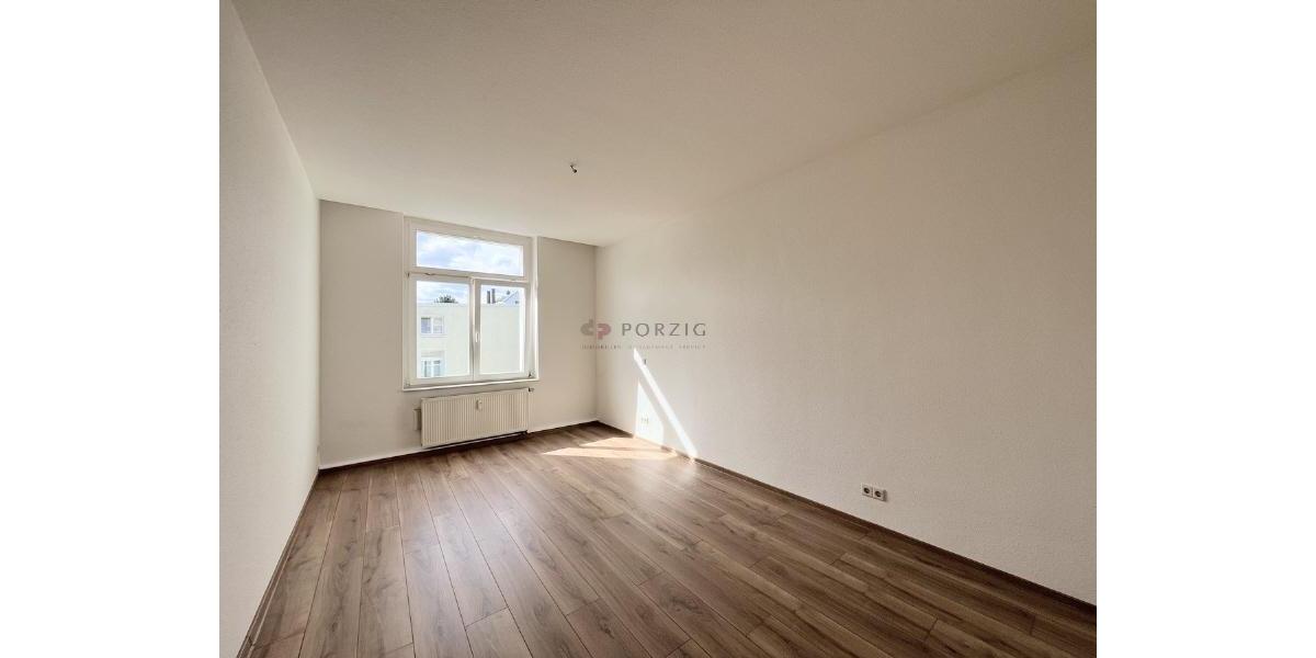 Etagenwohnung Limbach-Oberfrohna Oberfrohna - 2 Zimmer, 62 m&sup2;, 355&euro; | Angebot:23025674