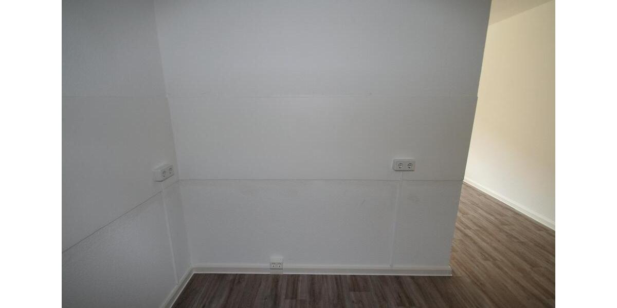Etagenwohnung Oberlungwitz - 3 Zimmer, 56 m&sup2;, 351&euro; | Angebot:26677014