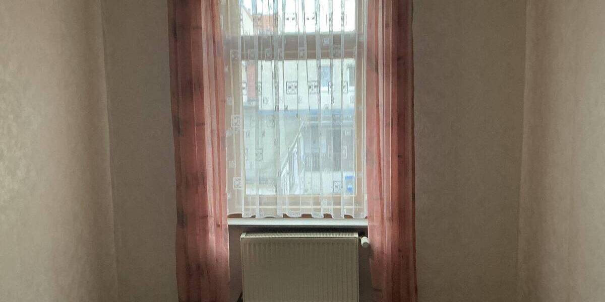 Reihenmittelhaus Falkenstein - 5 Zimmer, 125 m&sup2;, 60.000&euro; | Angebot:26451826