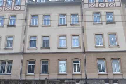 Wohnung Glauchau - 3 Zimmer, 84 m&sup2;, 500&euro; | Angebot:26676960