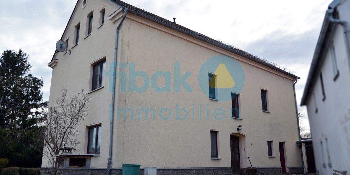 Einfamilienhaus Lichtentanne / Schönfels Schönfels - 9 Zimmer, 214 m&sup2;, 179.000&euro; | Angebot:25745031