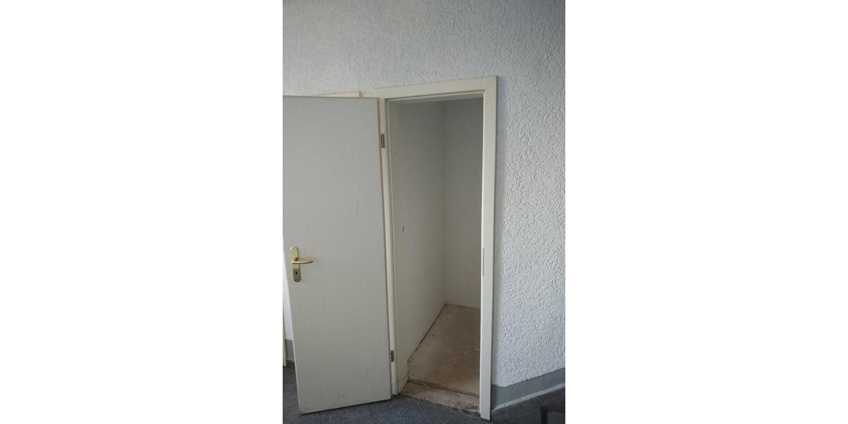 Etagenwohnung Limbach-Oberfrohna Oberfrohna - 1 Zimmer, 45 m&sup2;, 225&euro; | Angebot:22974271