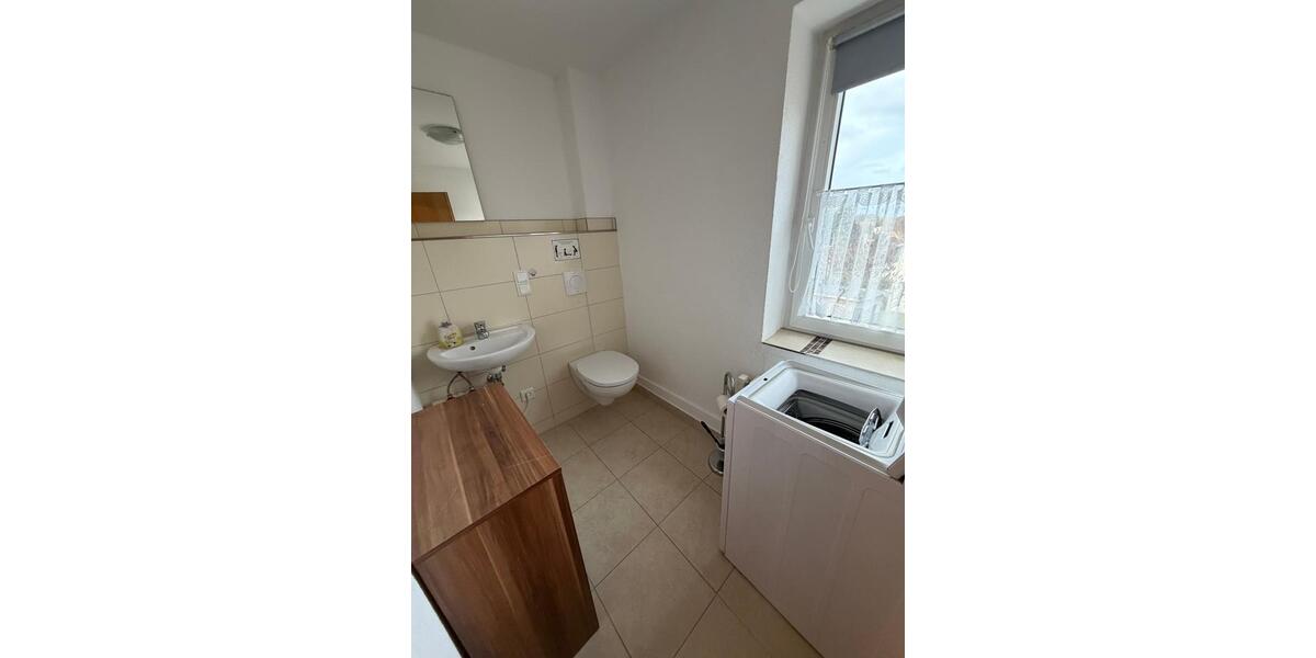 Etagenwohnung Limbach-Oberfrohna Oberfrohna - 3 Zimmer, 71 m&sup2;, 350&euro; | Angebot:25811719