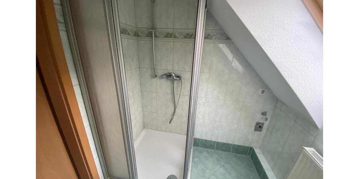 Etagenwohnung Greiz - 2 Zimmer, 27 m&sup2;, 199&euro; | Angebot:26658962