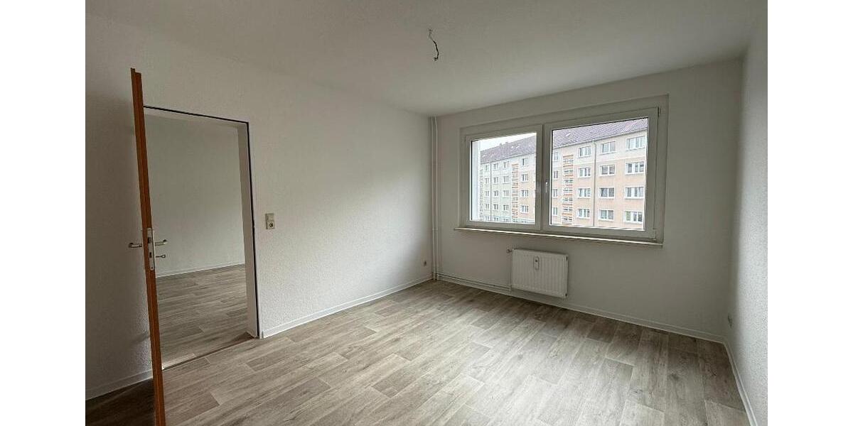 Etagenwohnung Lichtentanne - 2 Zimmer, 49 m&sup2;, 285&euro; | Angebot:25375170