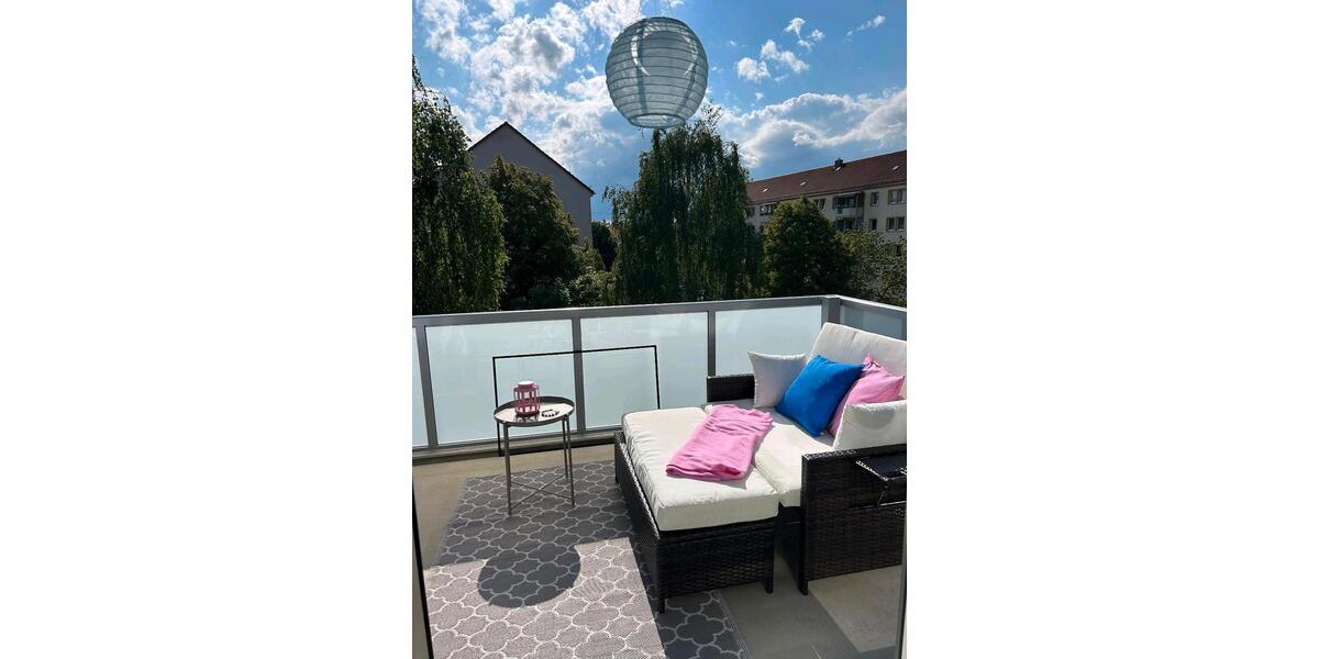 Dachgeschoßwohnung Zwickau Zwickau-West - 2.5 Zimmer, 68 m&sup2;, 680&euro; | Angebot:25409202