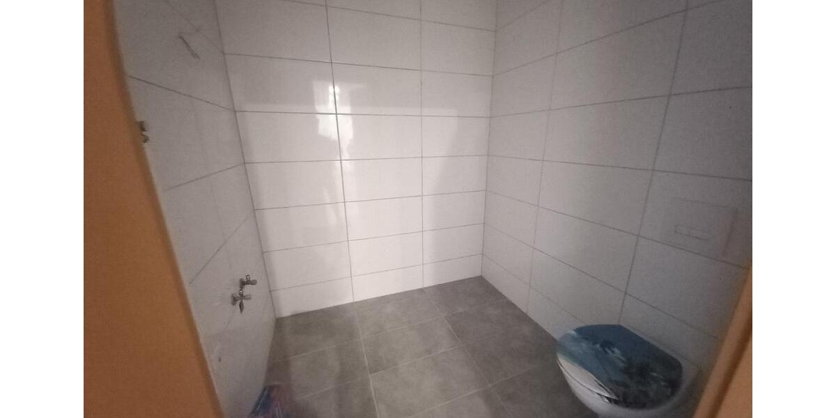 Etagenwohnung Werdau - 5 Zimmer, 126 m&sup2;, 756&euro; | Angebot:21481505