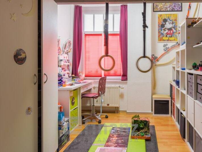 Etagenwohnung Zwickau Innenstadt - 4 Zimmer, 90 m&sup2;, 79.000&euro; | Angebot:26246893
