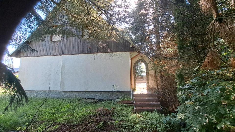 Einfamilienhaus Hohenstein-Ernstthal Ernstthal - 4 Zimmer, 124 m&sup2;, 150.000&euro; | Angebot:26952204