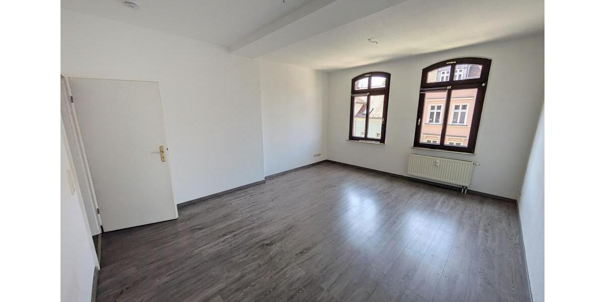 Etagenwohnung Zwickau - 3 Zimmer, 68 m&sup2;, 410&euro; | Angebot:25945671