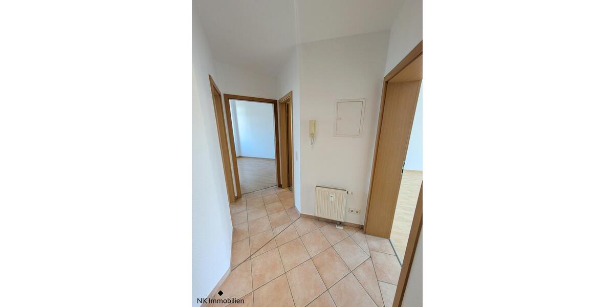 Etagenwohnung Zwickau - 2 Zimmer, 48 m&sup2;, 290&euro; | Angebot:25945677