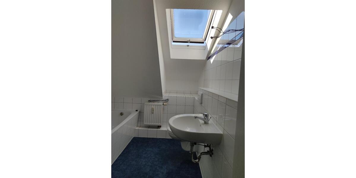 Dachgeschoßwohnung Schmölln - 2 Zimmer, 52 m&sup2;, 334&euro; | Angebot:25758191