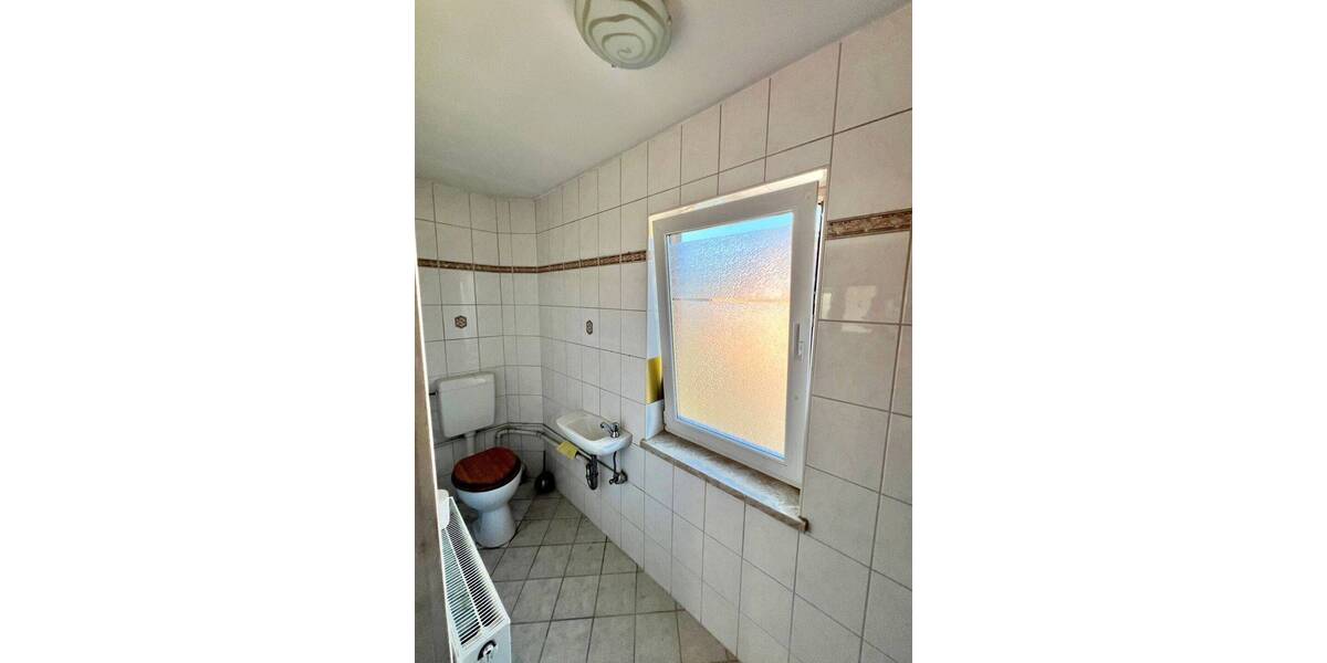 Mehrfamilienhaus, Wohnhaus Lengenfeld - 4 Zimmer, 150 m&sup2;, 85.000&euro; | Angebot:25708235