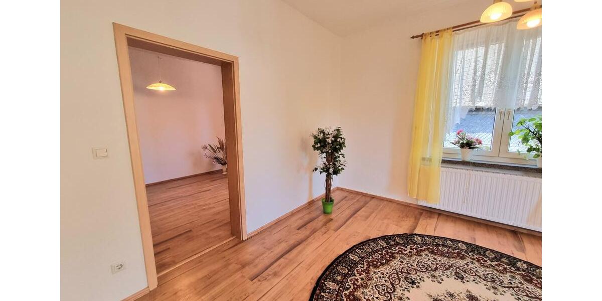 Etagenwohnung Gersdorf - 2 Zimmer, 50 m&sup2;, 355&euro; | Angebot:25723746