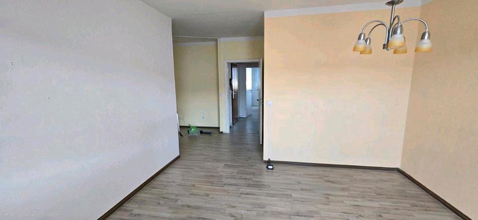 Etagenwohnung Mülsen - 3 Zimmer, 56 m&sup2;, 25.000&euro; | Angebot:27083995