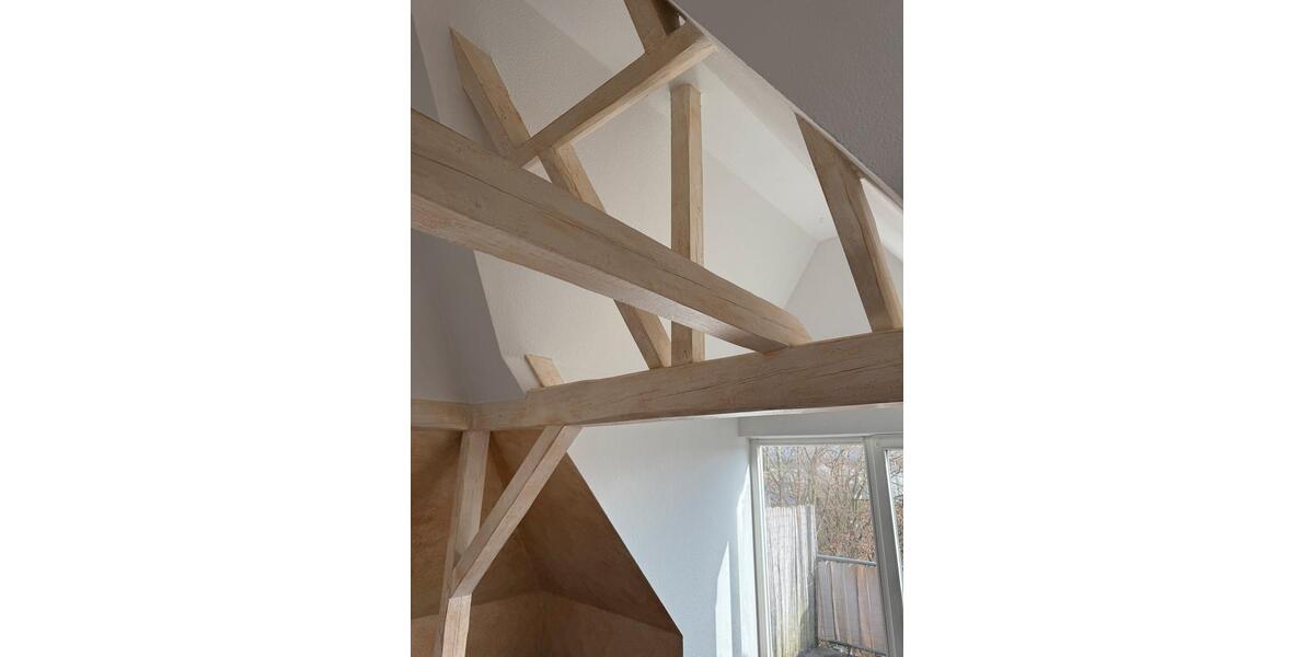 Dachgeschoßwohnung Zwickau Zwickau-Nord - 2 Zimmer, 45 m&sup2;, 390&euro; | Angebot:25283027