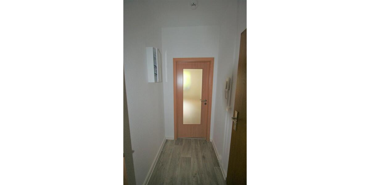 Etagenwohnung Oberlungwitz - 3 Zimmer, 56 m&sup2;, 316&euro; | Angebot:24662158