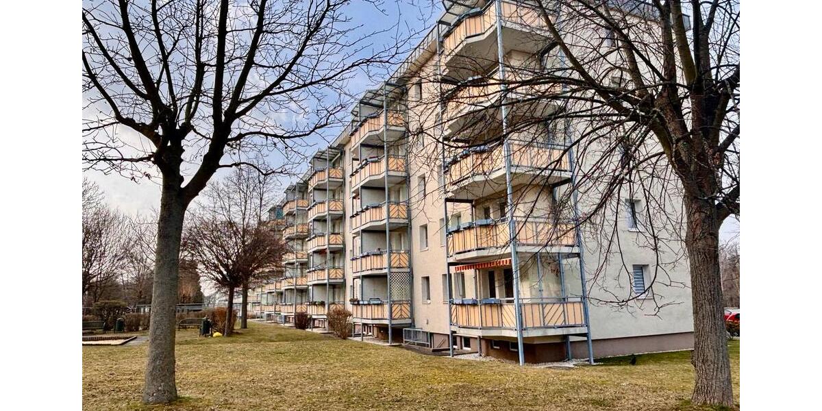 Etagenwohnung Zwickau Auerbach - 2 Zimmer, 51 m&sup2;, 49.000&euro; | Angebot:25611803