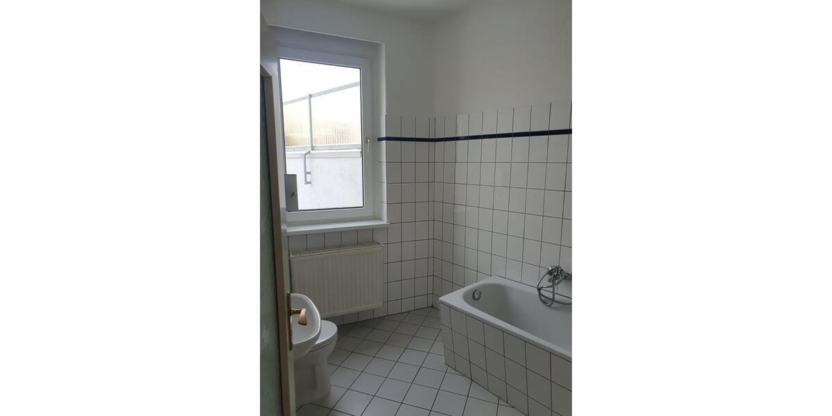 Erdgeschoßwohnung Ronneburg - 2 Zimmer, 57 m&sup2;, 316&euro; | Angebot:22398558