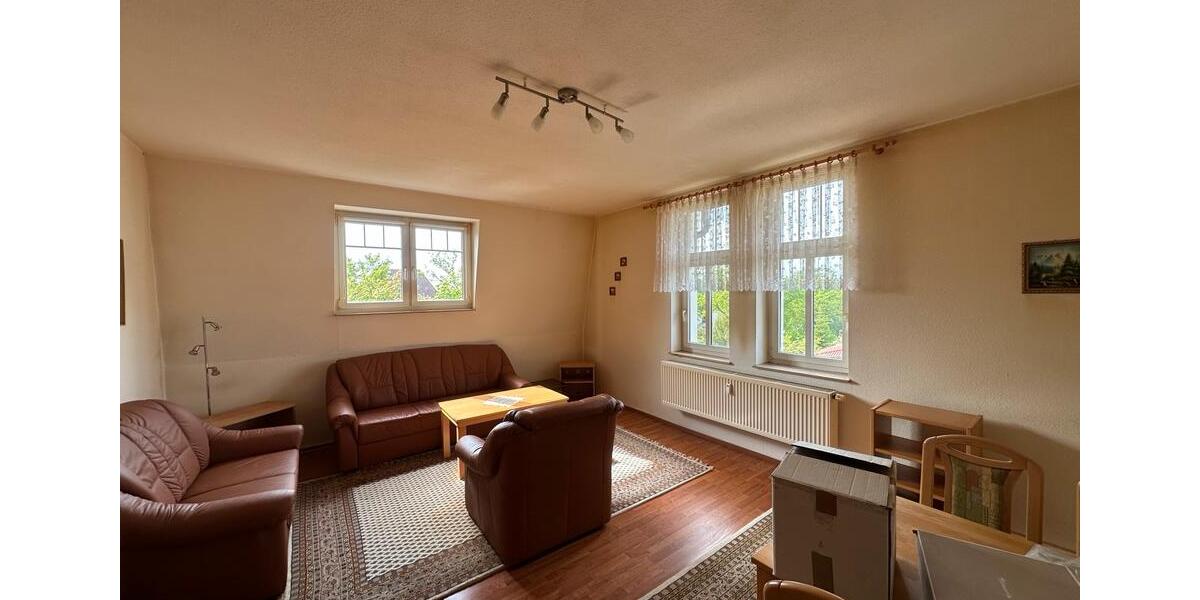 Dachgeschoßwohnung Crimmitschau - 2 Zimmer, 62 m&sup2;, 43.000&euro; | Angebot:27270867