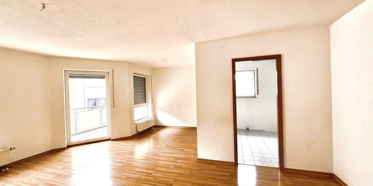 Etagenwohnung Limbach-Oberfrohna Oberfrohna - 3 Zimmer, 75 m&sup2;, 79.900&euro; | Angebot:25688256
