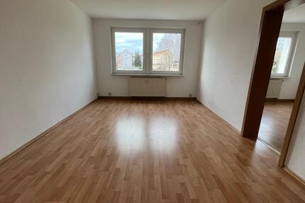 Wohnung Crimmitschau - 2 Zimmer, 46 m&sup2;, 270&euro; | Angebot:24489744