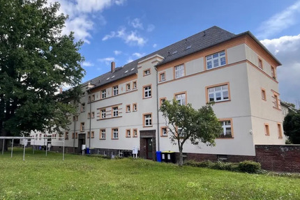 Wohnung Glauchau - 2 Zimmer, 44 m&sup2;, 270&euro; | Angebot:24624676
