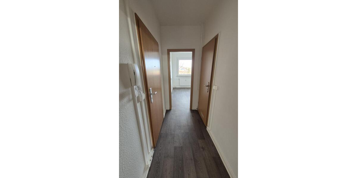 Etagenwohnung Hohenstein-Ernstthal Ernstthal - 3 Zimmer, 56 m&sup2;, 321&euro; | Angebot:25857022