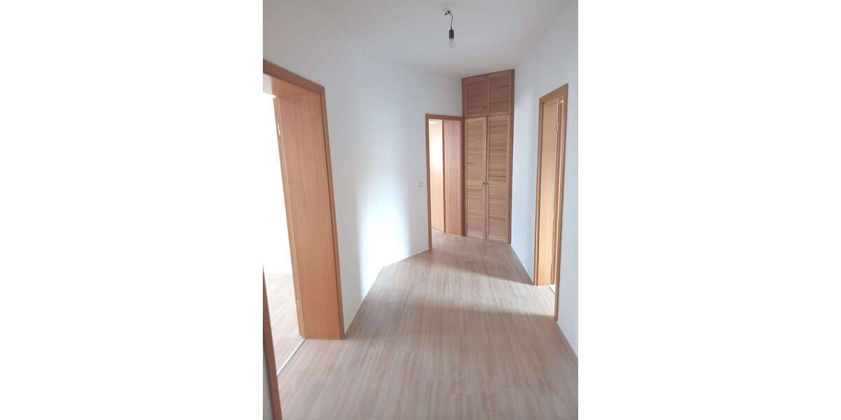 Etagenwohnung Elsterberg - 2 Zimmer, 60 m&sup2;, 280&euro; | Angebot:17323683