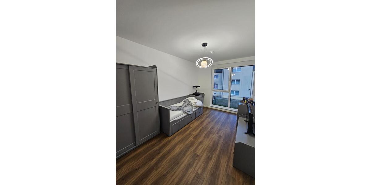 Doppelhaushälfte Mülsen - 4 Zimmer, 124 m&sup2;, 1.350&euro; | Angebot:22307475