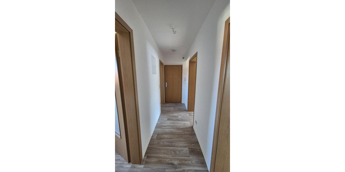 Etagenwohnung Hohenstein-Ernstthal Ernstthal - 3 Zimmer, 59 m&sup2;, 373&euro; | Angebot:21568172