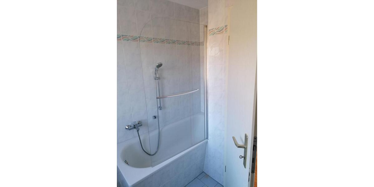 Etagenwohnung Zwickau Auerbach - 2 Zimmer, 52 m&sup2;, 280&euro; | Angebot:26165746