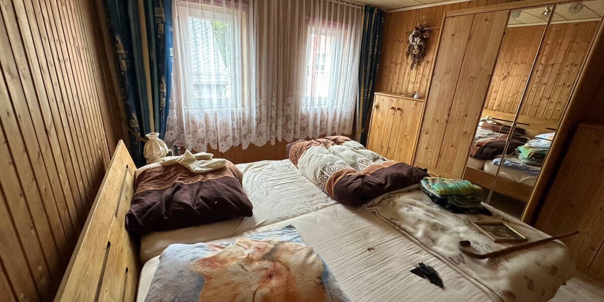 Mehrfamilienhaus, Wohnhaus Hartenstein - 1 Zimmer, 120 m&sup2;, 34.000&euro; | Angebot:25688279