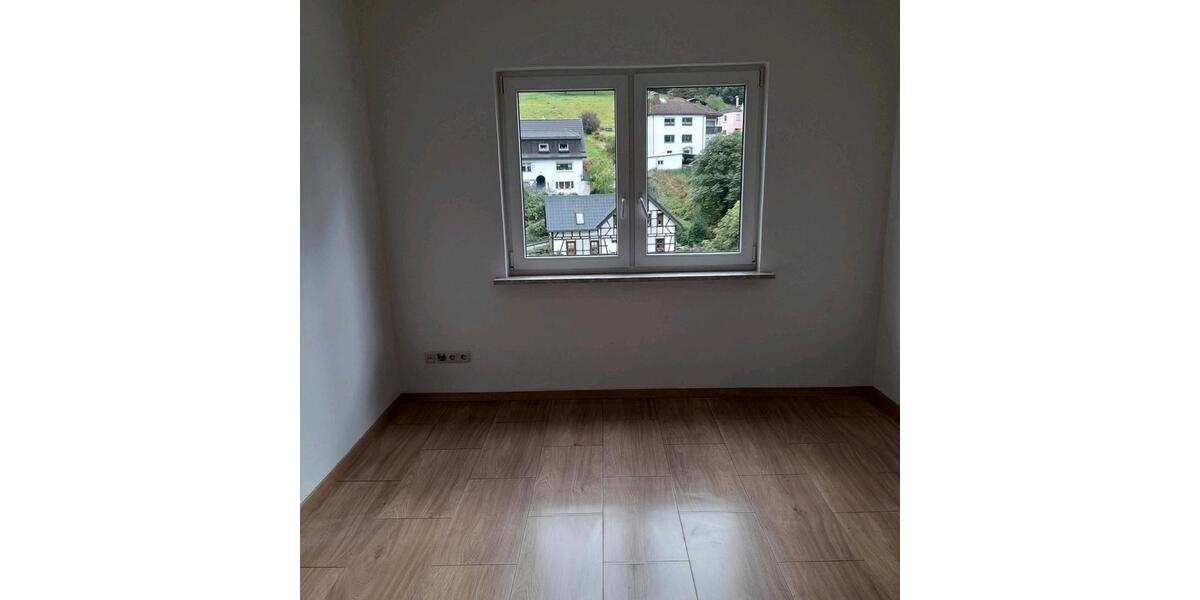 Mehrfamilienhaus, Wohnhaus Greiz - 11 Zimmer, 160 m&sup2;, 65.000&euro; | Angebot:25405047