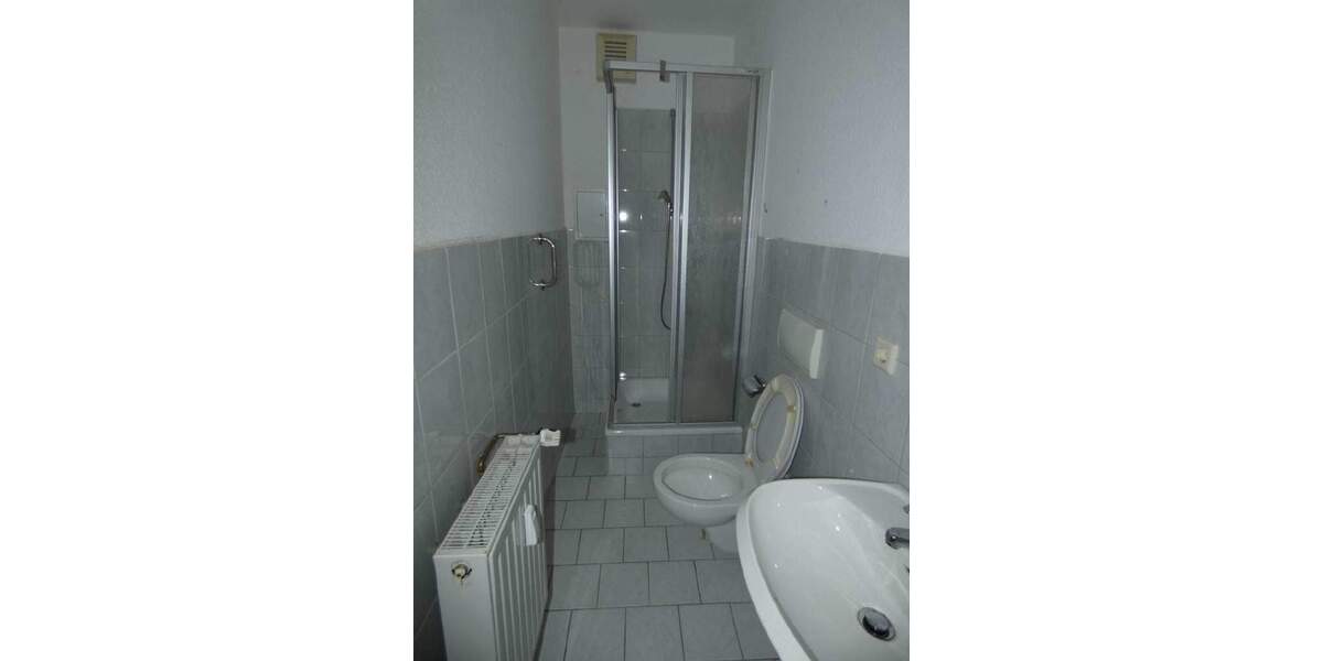 Etagenwohnung Zwickau-Pölbitz Pölbitz - 2 Zimmer, 40 m&sup2;, 250&euro; | Angebot:25734801