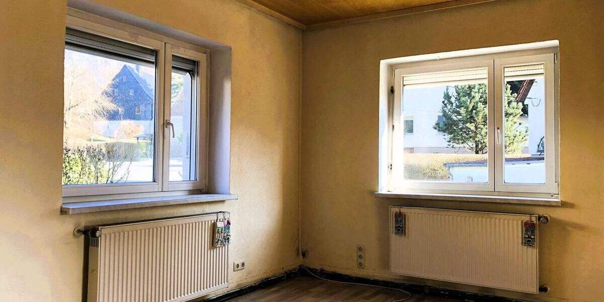 Mehrfamilienhaus, Wohnhaus St. Egidien Lobsdorf - 7 Zimmer, 160 m&sup2;, 135.000&euro; | Angebot:25678795