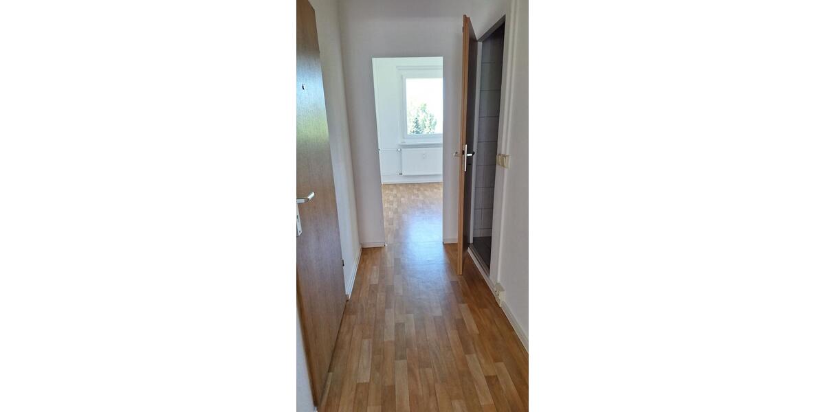 Etagenwohnung Limbach-Oberfrohna Oberfrohna - 3 Zimmer, 55 m&sup2;, 294&euro; | Angebot:20301514