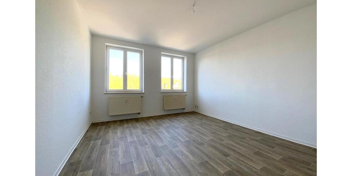 Etagenwohnung Schmölln - 2 Zimmer, 65 m&sup2;, 360&euro; | Angebot:24158832